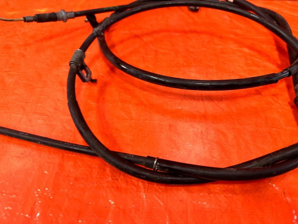 09-11 MAZDA RX8 RX-8 JUEGO DE CABLES DE FRENO DE ESTACIONAMIENTO DE EMERGENCIA CABLES IZQUIERDA DERECHA OEM 303 Foto 3 de 4