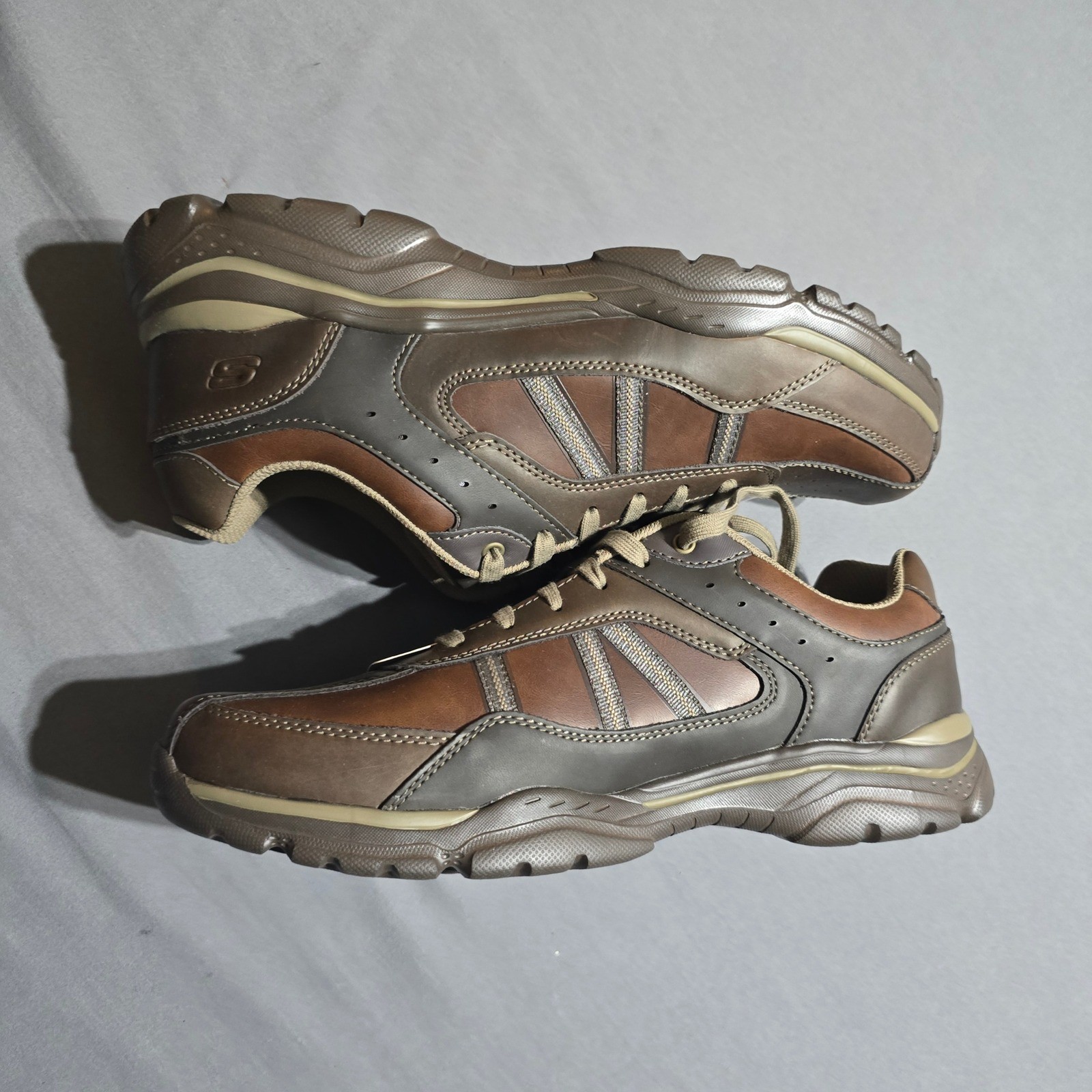 Skechers Rovato Relaxed Fit Men 13 Brown Leather Air-Cooled 