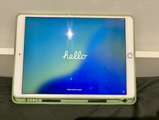 Apple iPad Air 3 64GB Wi-Fi (Rose) + Case