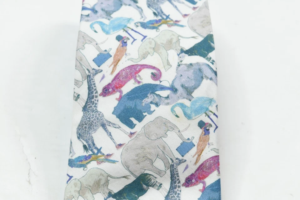 Corbata Gianni Feraud Liberty con estampado animal para hombre blanca 100 % algodón delgada Foto 3 de 4