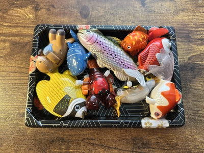 #ad Lot of 9 Water Wind Up Toys Fish Otter Penguin Lobster Koi Shark Goldfish $29.99