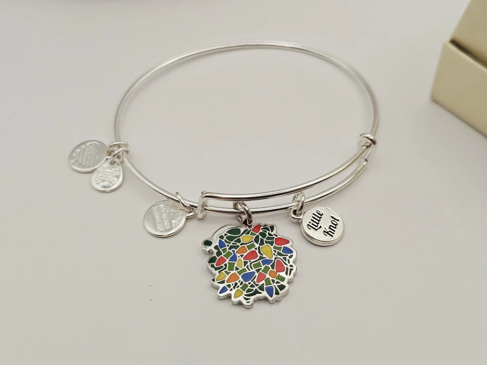 Brazalete Alex & Ani VACACIONES DE NAVIDAD 🎄🎄 PEQUEÑO NUDO Nuevo Sin Etiqueta con Caja ✨️😍 Foto 3 de 4