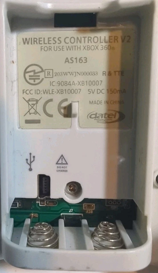 XBox 360 - Datel Wireless Controller V2 - White - AS163 - Image 3 of 3