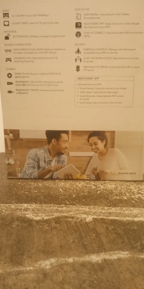 NETGEAR WiFi Router R6230 - AC1200 Dual Band Wireless Speed 1200 sq.ft 20 Device - Image 3 of 3