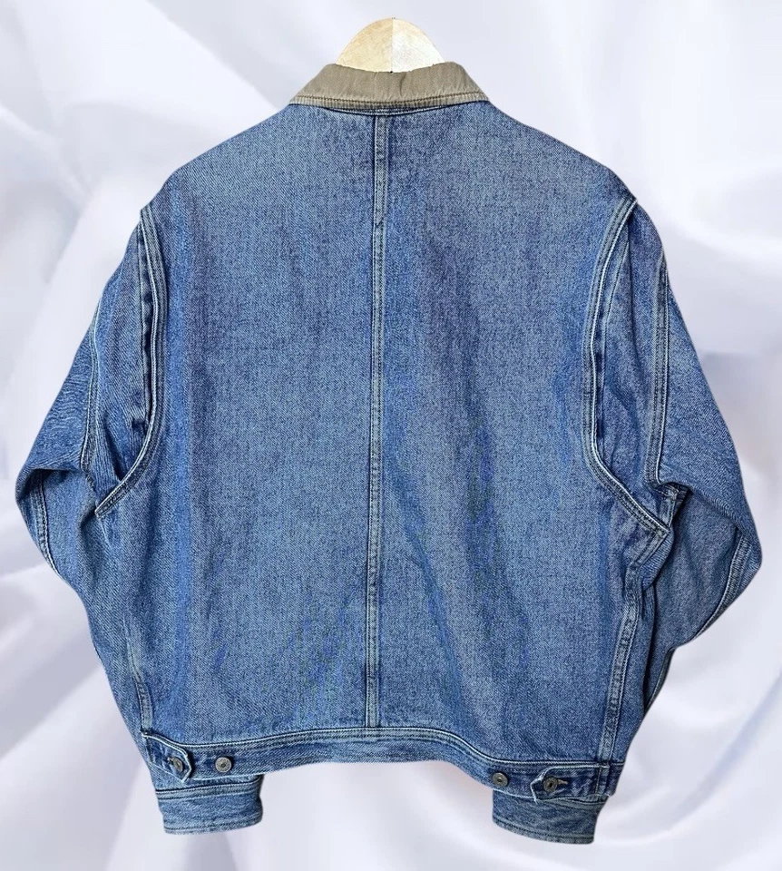 Vintage Tommy Hilfiger Denim Trucker Blue Jean Jacket Men’s Medium FAST SHIPPING - Image 3 of 4