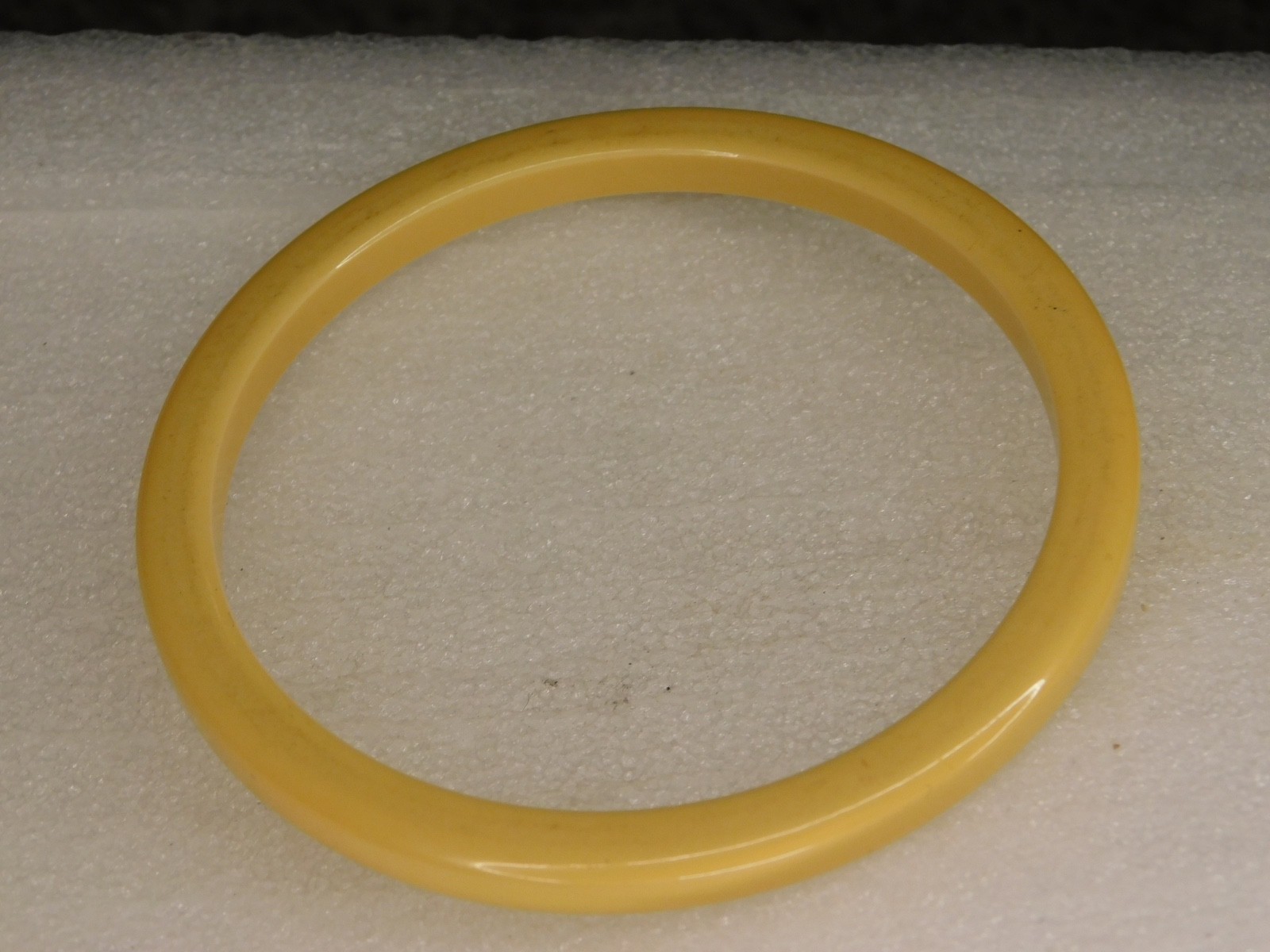 Old Bakelite Bangle Bracelet - image 1