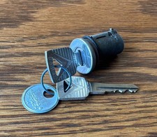 1960~1965 Mercury TRUNK LOCK CYL w/LOGO KEYS ...