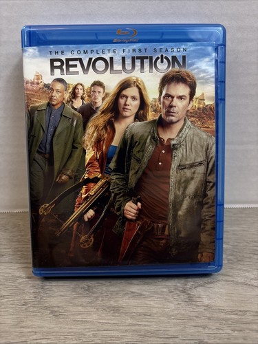 Revolution The Complete First Season Bluray/DVD w/ Slipcover