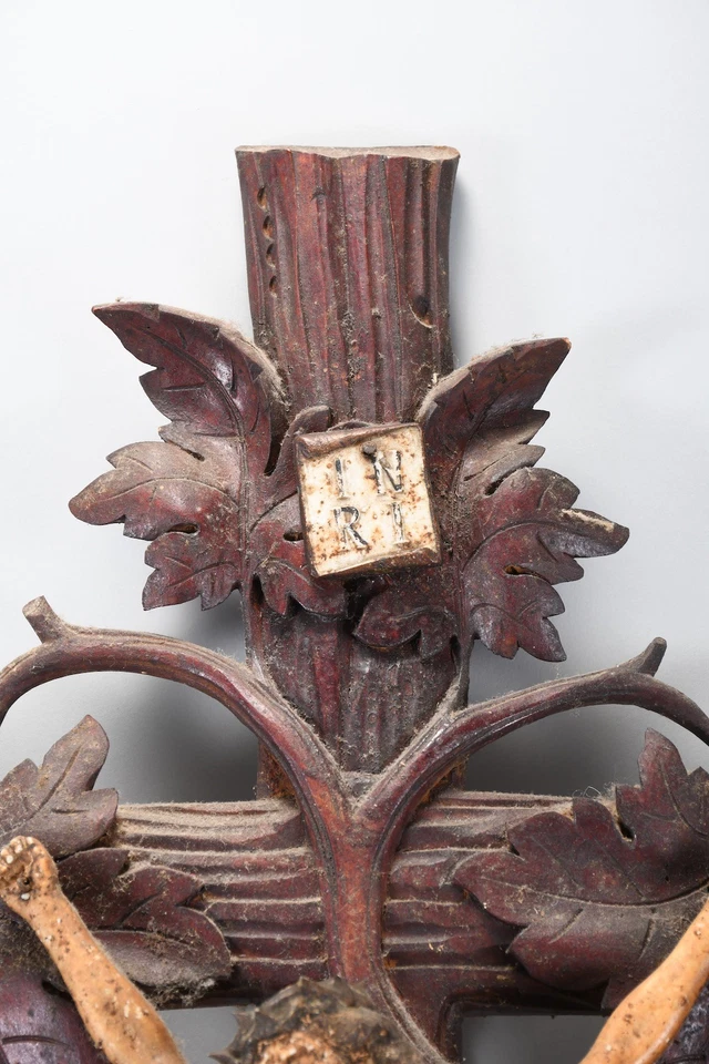 H79M84- Holz Kreuz Kruzifix geschnitzt mit Stuck Jesusfigur - Bild 3 von 4
