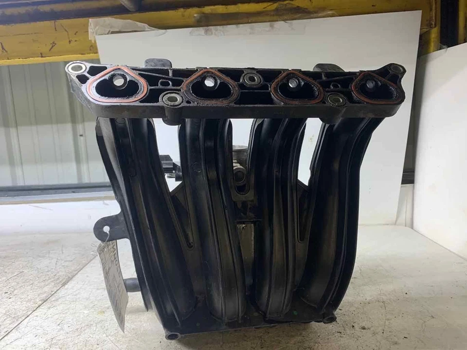 Intake Manifold Dodge Stratus 2.4L Sedan 2003-2006 OEM - Image 4 of 4