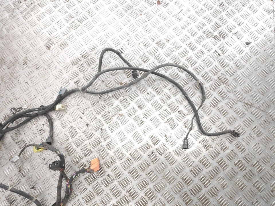 Chevrolet Aveo 2010 1.2 mazos de cables juegos de cables en el compartimento del motor 96826081 gasolina  Foto 2 de 4