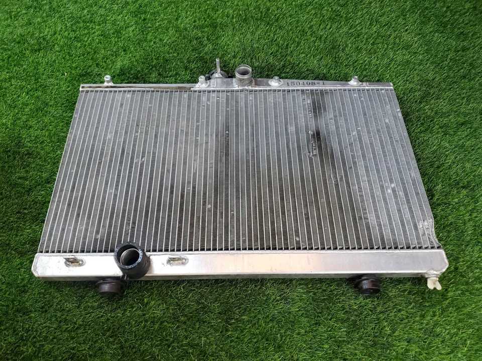 Radiador con tapa JDM 2001-2006 Mitsubishi Evolution Lancer 8 ARC Prestege R Foto 4 de 4