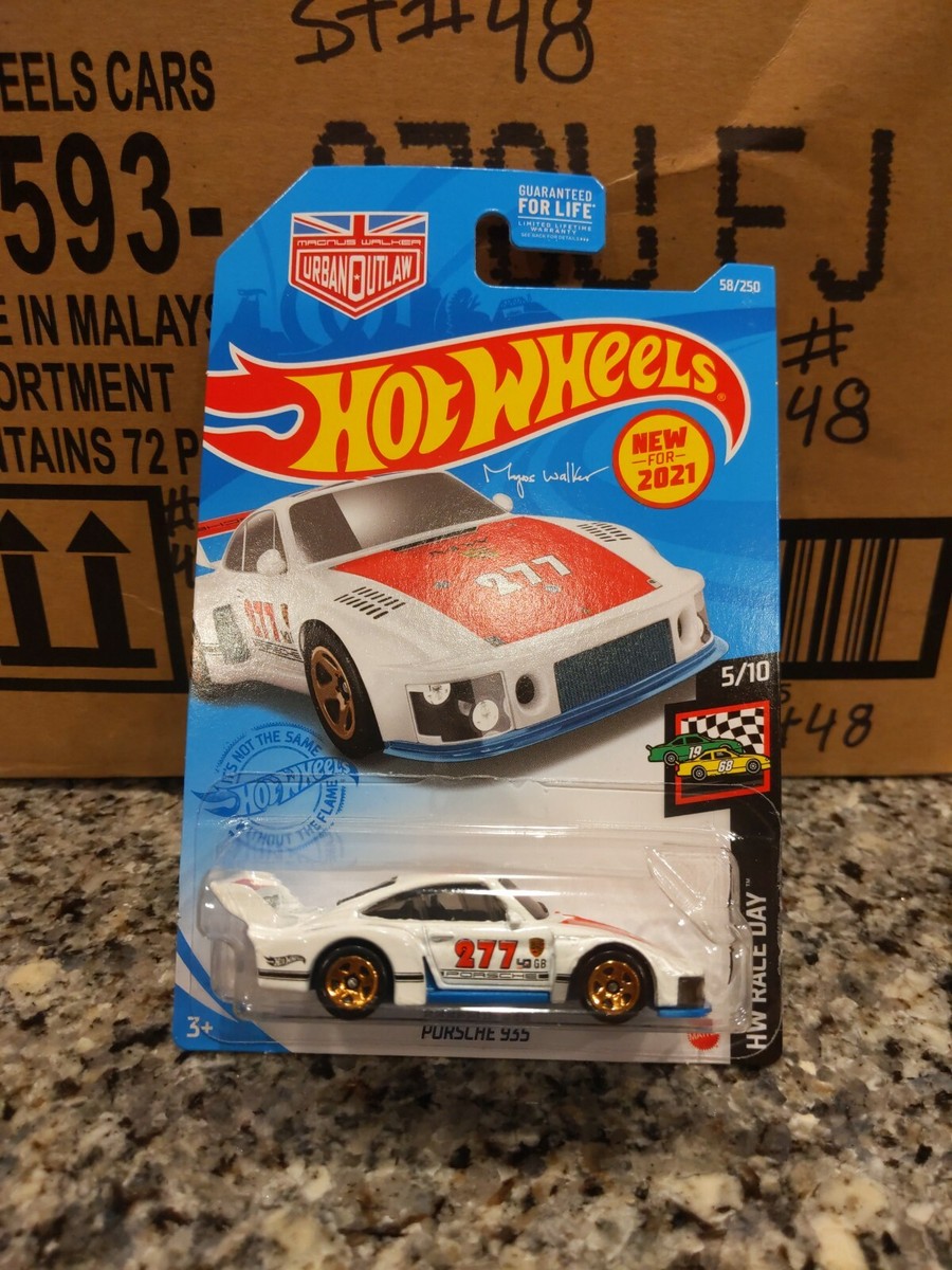 HOT WHEELS 1976 PORSCHE 935 #58 2021 HW RACE DAY 5/10 MAGNUS