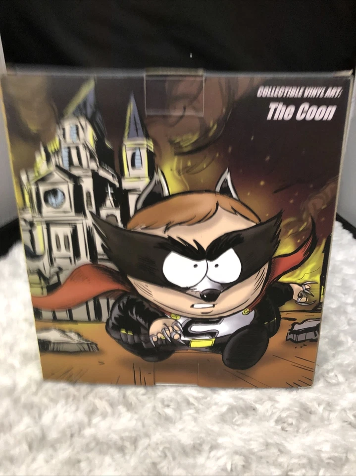 KIDROBOT South Park The Fractured But Whole "The Coon" Cartman 7" vinyl fig NEW - Image 3 of 4