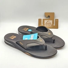 REEF “Fanning” Men’s Flip-Flop Sandal & Sole Bottle Opener (Brown/Gum) - NEW