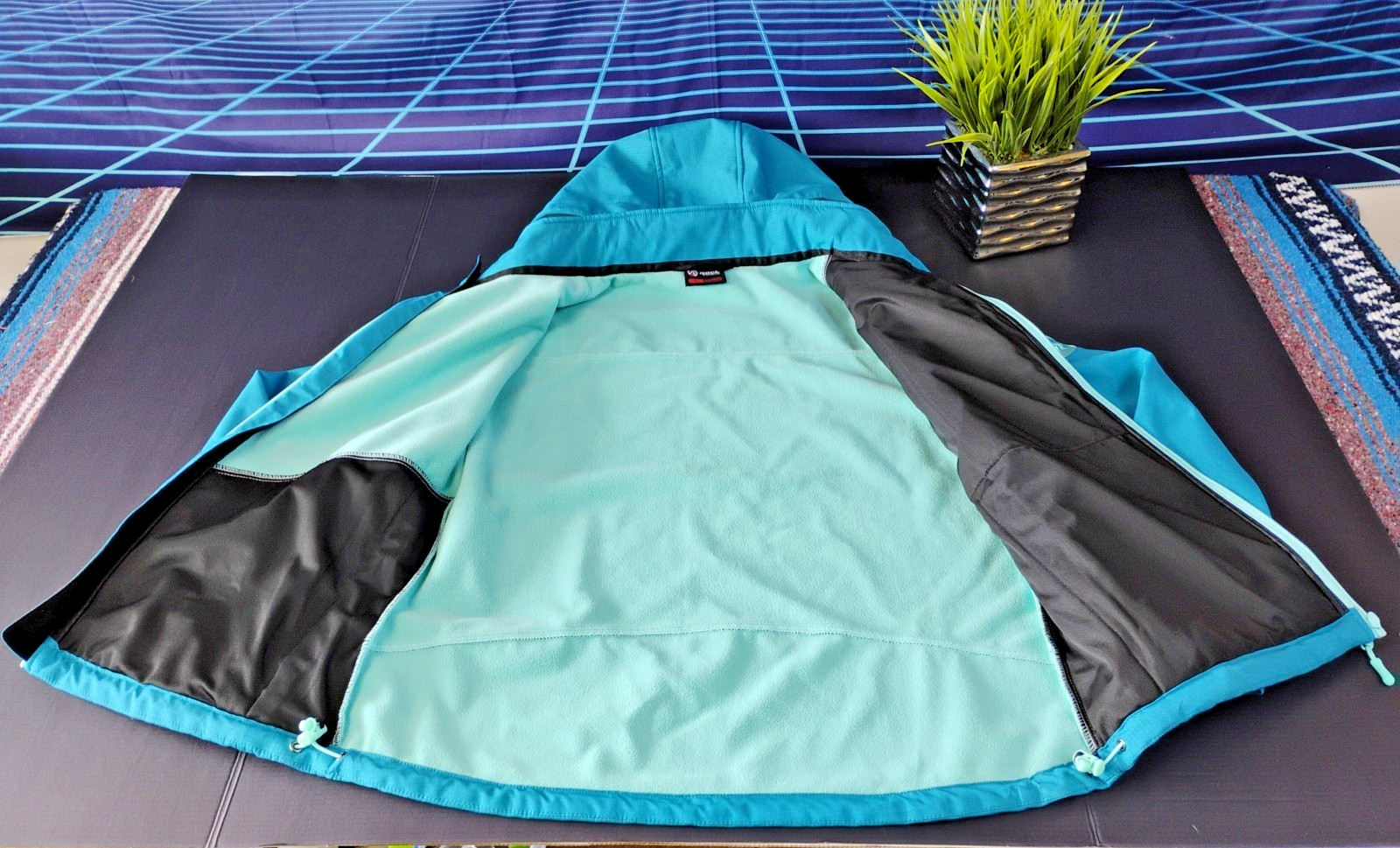 ROCK EXPEDITION FULL ZIP SOFT SHELL REMOVABLE HOO… - image 10