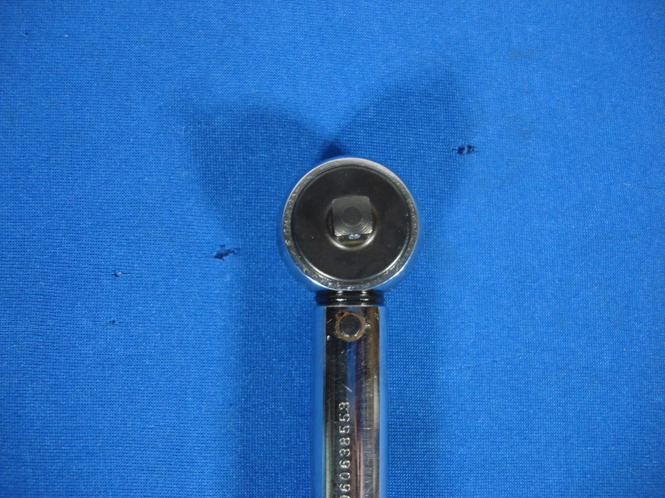 K-D Tools Llave dinamométrica 3261 1/4" Micrómetro de accionamiento 5-50 lb con estuche Foto 4 de 4