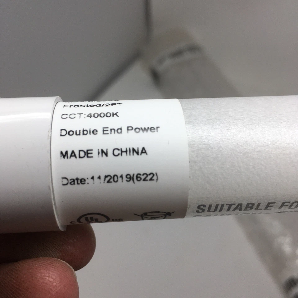 NEW Lot of 3 T8 Nano LED Tube ARK/UQ/9K06 9W 0.255A Frosted 2' 4000K - Image 4 of 4