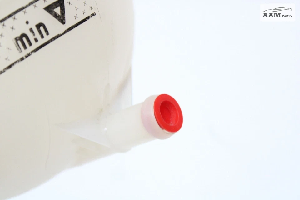 2016-2019 VOLKSWAGEN PASSAT FRONT RIGHT SIDE COOLANT RESERVOIR BOTTLE TANK OEM - Image 4 of 4