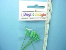 Miniature Green Leaves on Wire (10) #3107 Bright Delights 1/12th