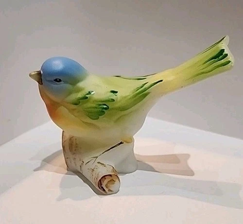 FENTON ART GLASS NATURAL BIRD BUNTING ON LOG HANDPAINTED SIGNED