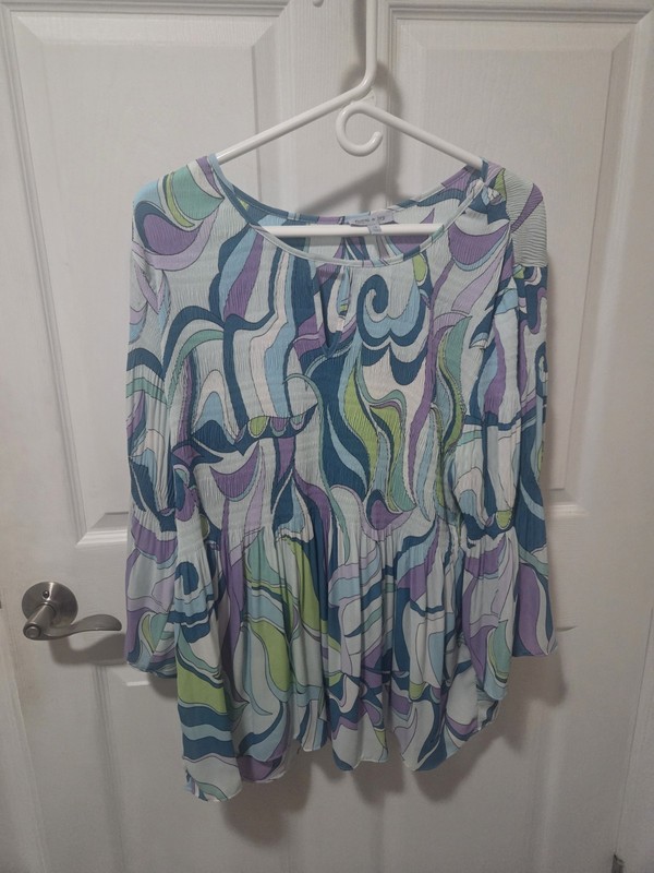 Floral & Ivy 1X Boho Floral Blouse Flowy Sleeve Stretch Top
