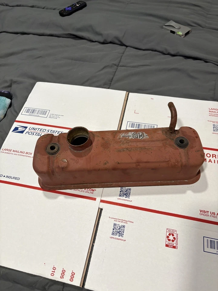 Cubierta de válvula MG MGA MGB Midget Triumph Spitfire OEM PN 3772 usada Foto 3 de 3