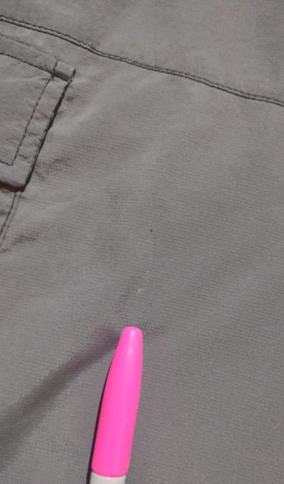 Pantalones Cortos Columbia Cargo Para Hombre 46w x 11L Gris Omni-Sombra Protección Solar Exterior Campamento Foto 3 de 4