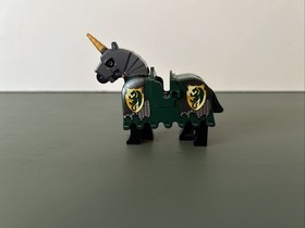 Lego Kingdoms Knights Green Dragon Barding Ruffled - Armored Horse from set 7187