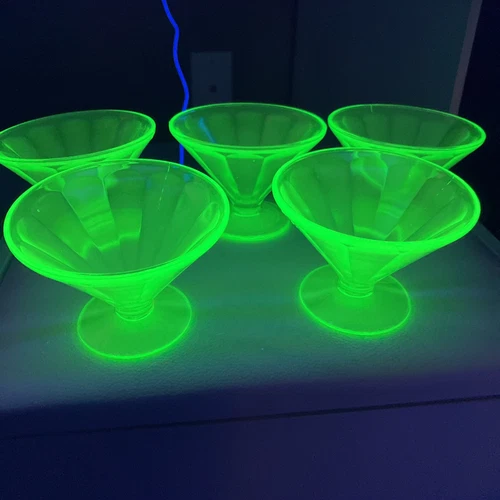 5 Vintage Federal Glass Uranium Optic Panel Footed Sherbet Bowl Glows