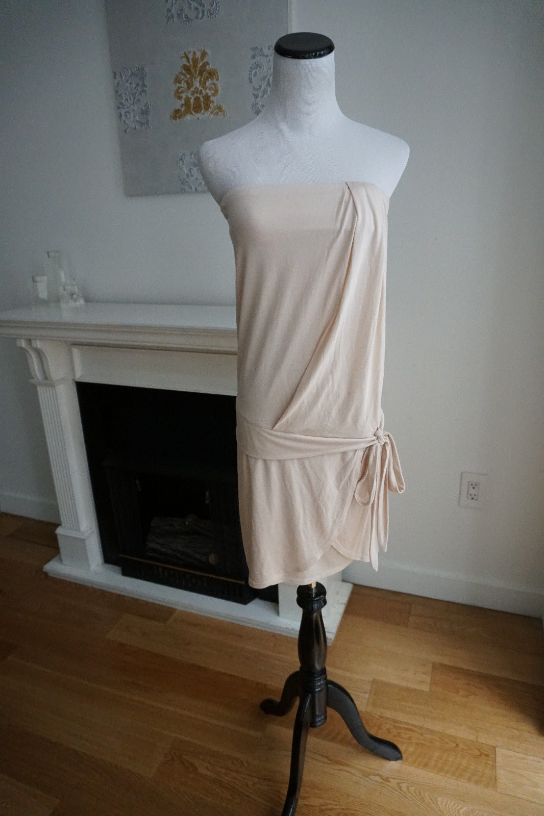 Picture 1 of 4
