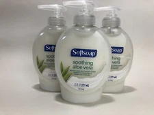 Lot of 3-7.5 oz/221ml Bottles Softsoap Hand soap Soothing Aloe Vera Moisture,