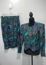 Women  s 1980s April Rain rayon suit blazer and skirt floral print rayon