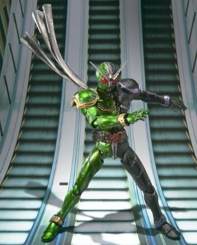 S.I.C. Vol. 57 Masked Kamen Rider W CYCLONE JOKER Action Figure BANDAI Japan - Picture 3 of 9