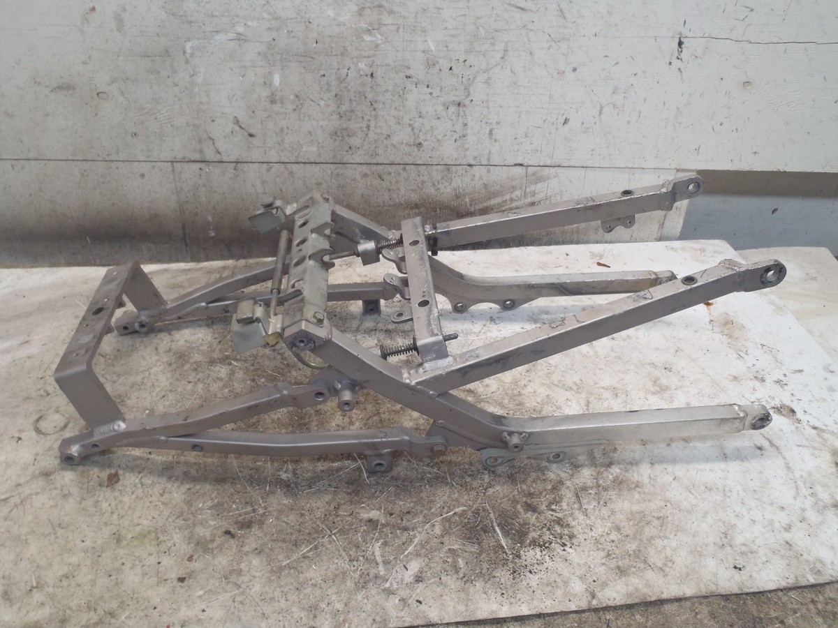 【~7/1 ねこ】 1995 Kawasaki Ninja ZX-7 ZX750 ZX 750 Subframe Sub Frame Sub