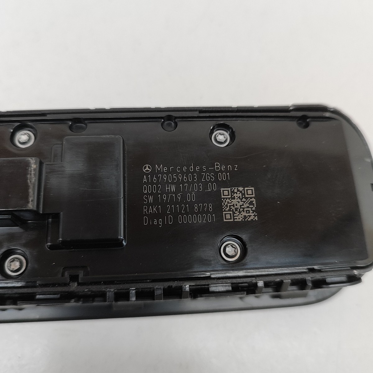 MERCEDES-BENZ A W177 Front Right Door Window Switch