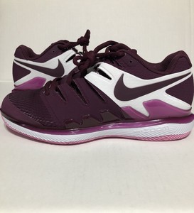 burgundy tennis shoes nike