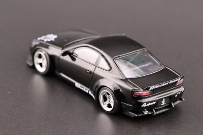 Mini GT NISSAN SILVIA S15 RAZZO CONIGLIETTO PERLA NERA RHD - Foto 4