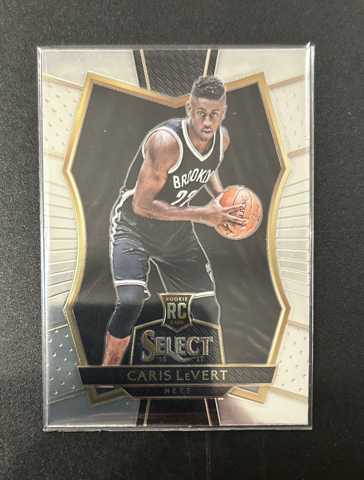 2016-17 Panini Select - Premier Level Caris LeVert #132 (RC)