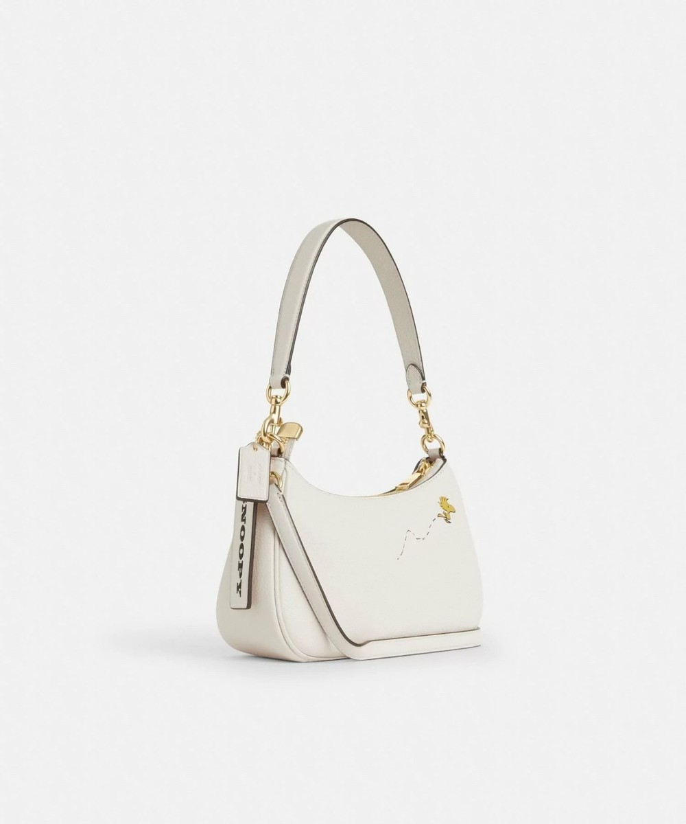[コーチ] teri  ショルダーバッグ 脇下バッグ バナナ Snoopy 斜め掛けショルダーバッグ COACH x PEANUTS Teri Shoulder Bag Snoopy Chalk Multi CBJ76 Outlet