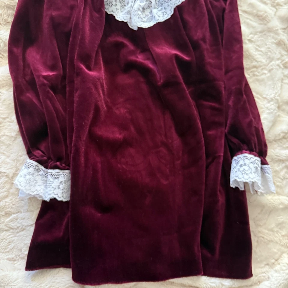 Vestido The Designer Collection Meninas M Marrom Veludo Natal Coquete Vitoriano - Imagem 3 de 4