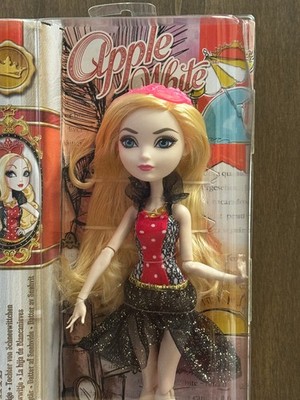 Ever After High APPLE WHITE DOLL 2014 Mattel