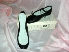 Adult Leo's Ballet Slippers Size 4.5 C  NEW  Black SRP 20.00