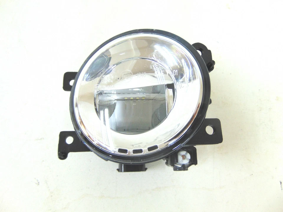 For 2014-2024 Nissan Infiniti Q50 QX60 Maxima Front Bumper Fog Light LED Right - Image 2 of 4