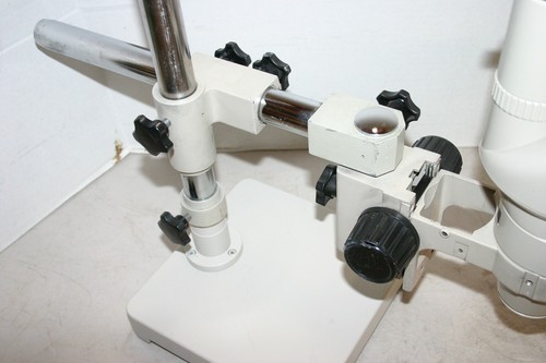 Microscopio tinoculare stereozoom Nikon SMZ-2T su supporto boom pronto per le foto bello - Foto 3 di 8