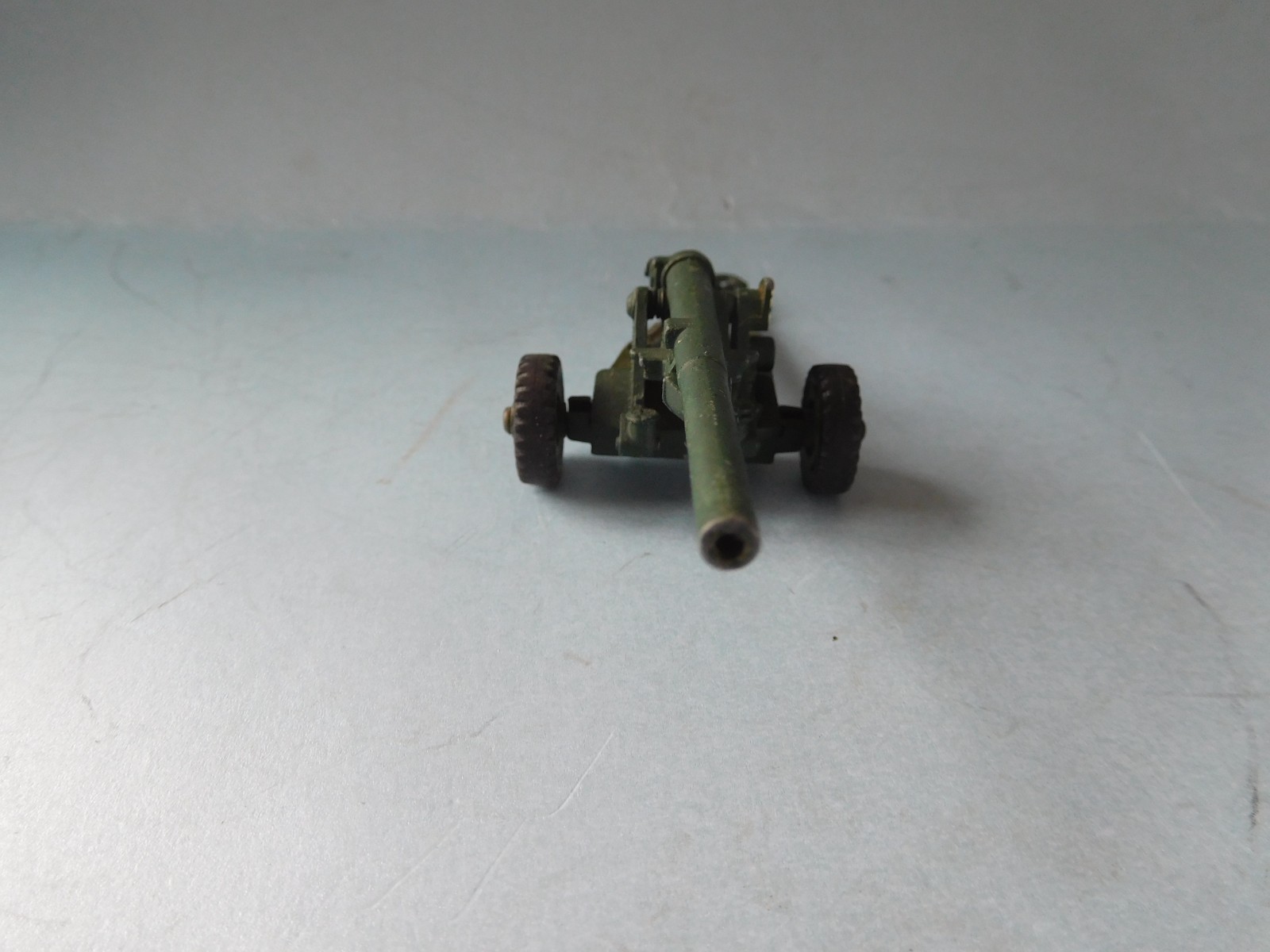 Picture 2 of 8