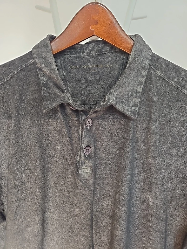 Camisa Polo John Varvatos Para Hombre Talla L Negra Mármol Tie Dye Lavado Manga Corta Foto 2 de 4