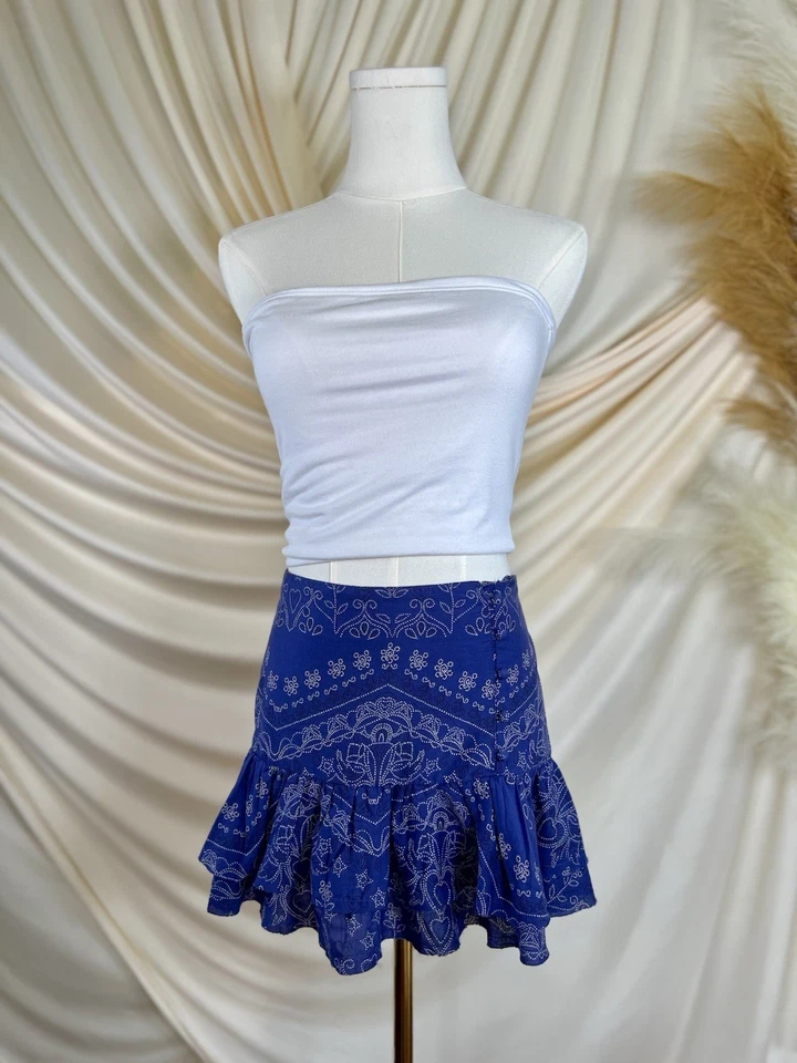 Kimchi Blue Eloise 迷你裙褶皱蓝色婴儿娃娃 尺寸 M — 第 2/4 张图片