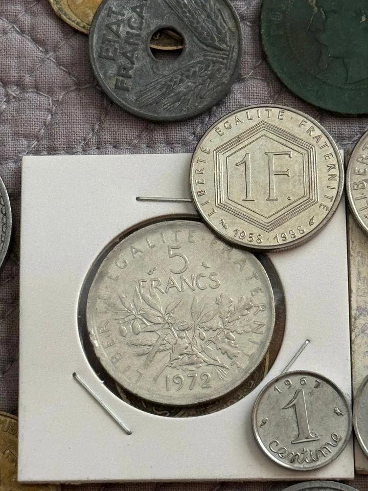 Beau Lot de 200 pièces de monnaies françaises . Bronze, cuivre, Alu .. - Photo 3/4
