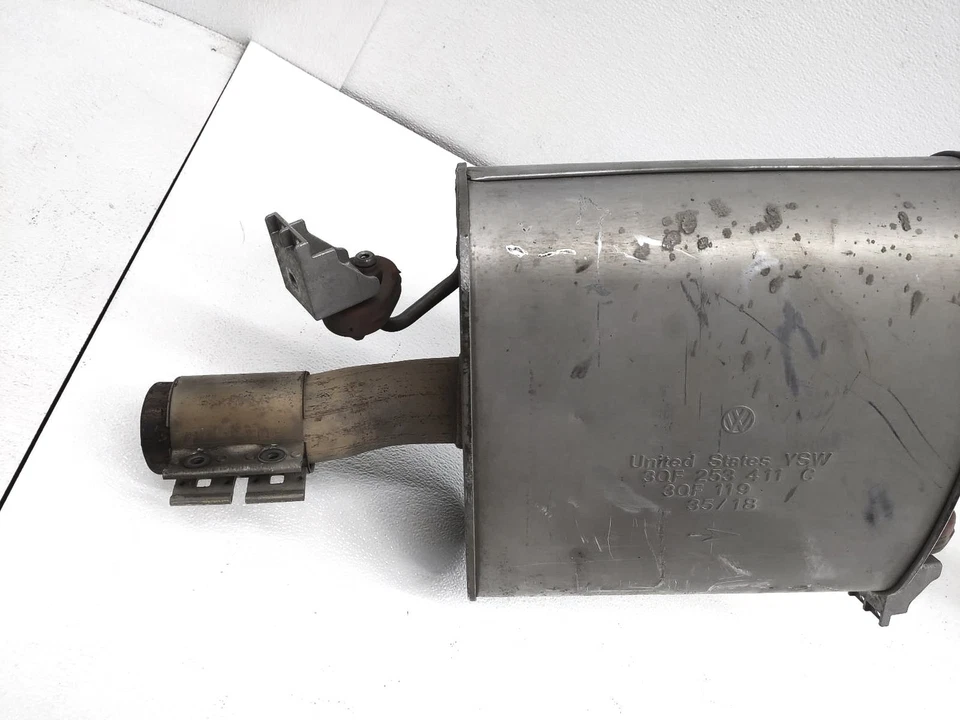 2018-2023 Volkswagen Atlas Rear Exhaust Muffler Pipe 3Cn-253-609-B *2.0T Fwd - Image 4 of 4